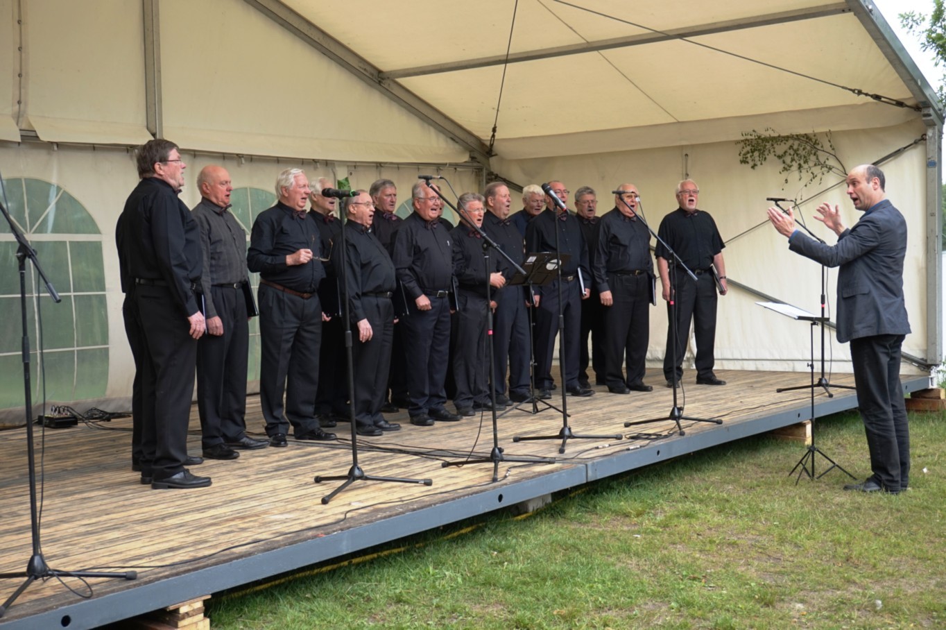 Männerchor Wettmar springhorstsee 2015 03